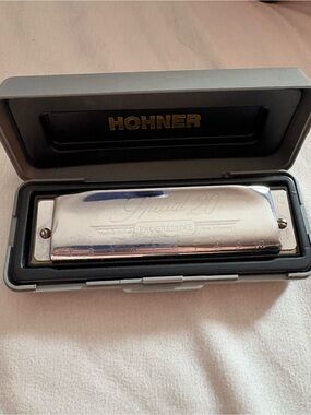 Hohner Progressive Harmonica in Silver special 20 diatonic model 560/20